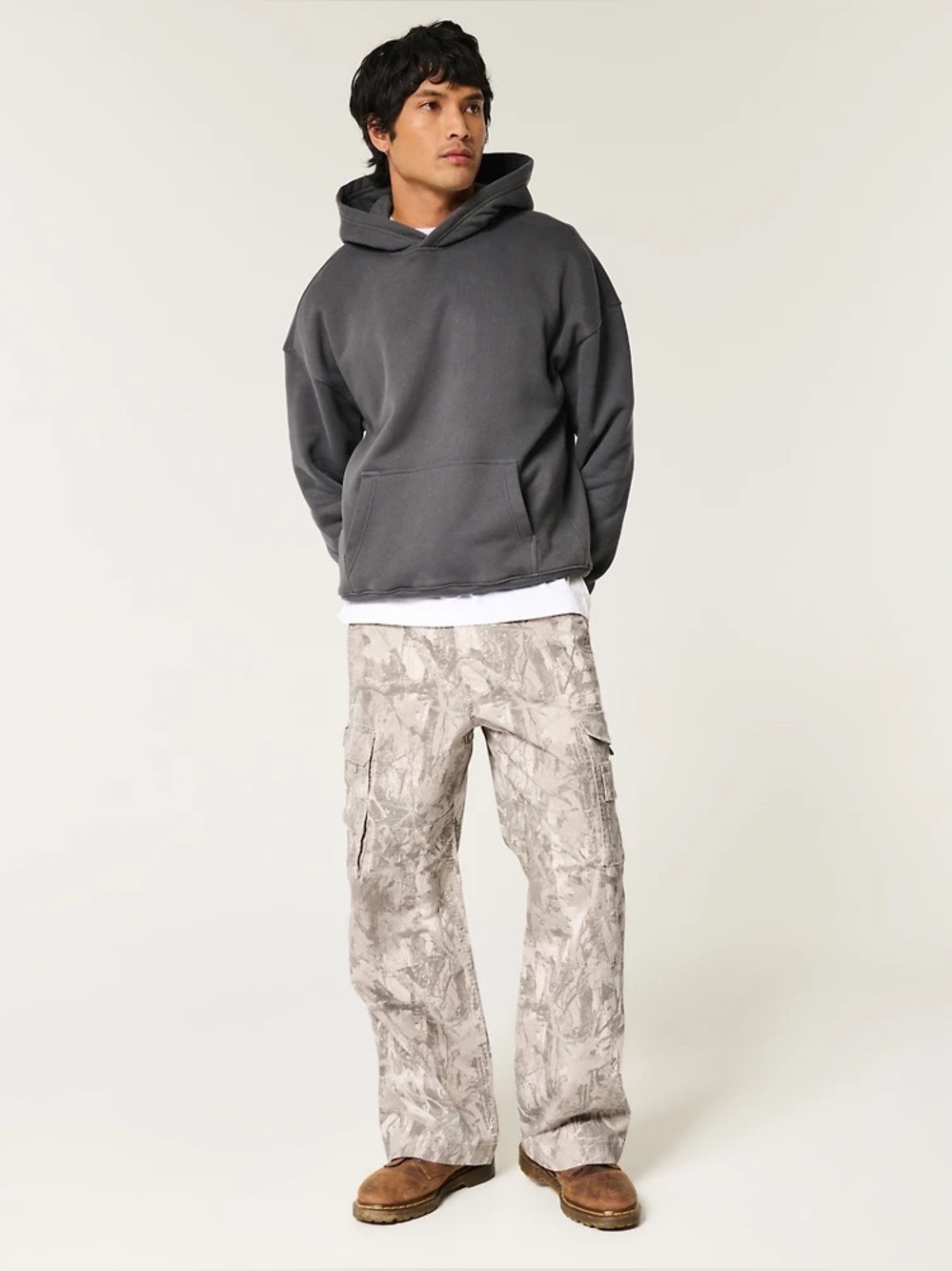 Hollister Baggy Camo Cargo Pants Sz 30x32 Mens
(Oct A-1)
